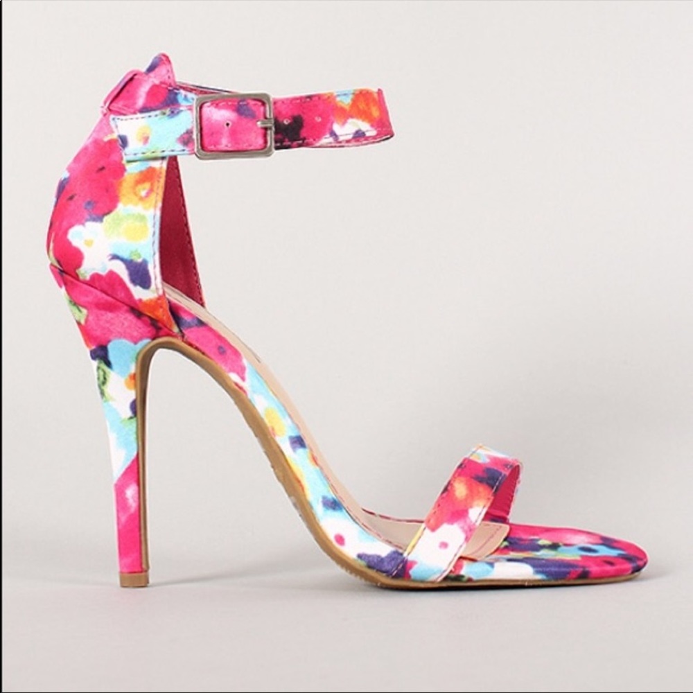 Anne Michelle Flower heels